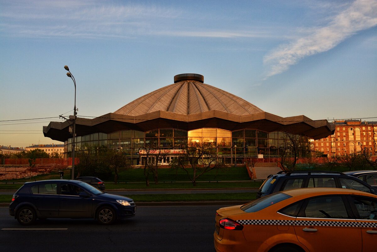 The domed Great Moscow State Circus building on Vernadsky Avenue in Moscow at sunset
