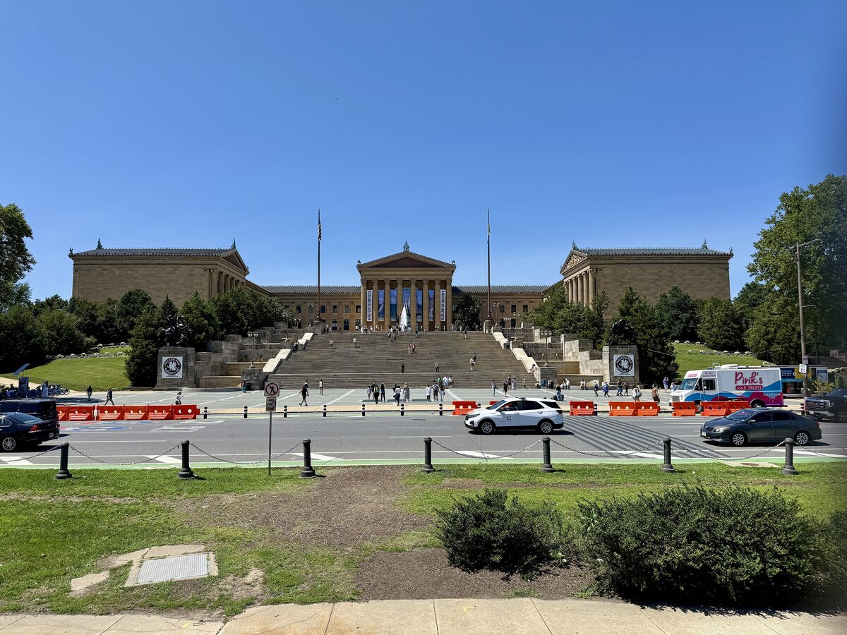 The wide facade of the Philadelphia Museum of Art above its steps