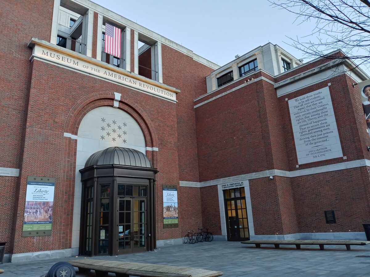 The brick entrance of the Museum of the American Revolution with its domed doorway