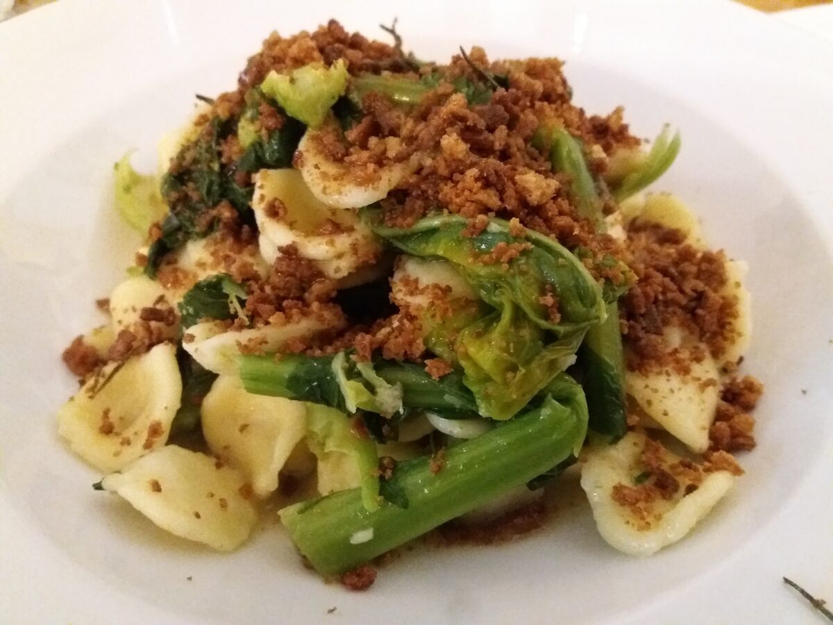 A plate of orecchiette with cime di rapa and toasted breadcrumbs