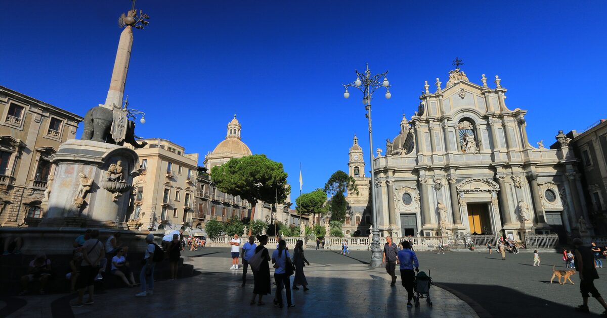 Cathedral Square in Catania with the elephant fountain and the baroque cathedral