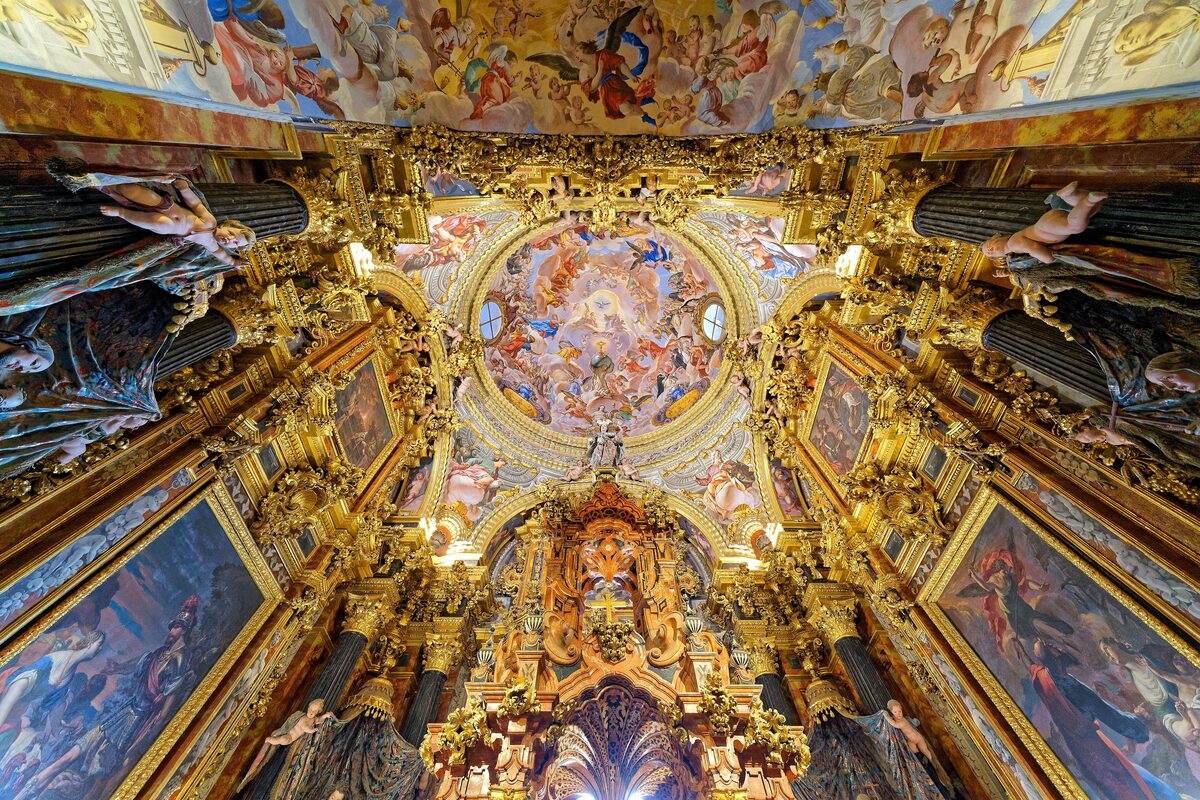 The ceiling and altar of the Cartuja's sacristy, an explosion of gilded and painted baroque decoration