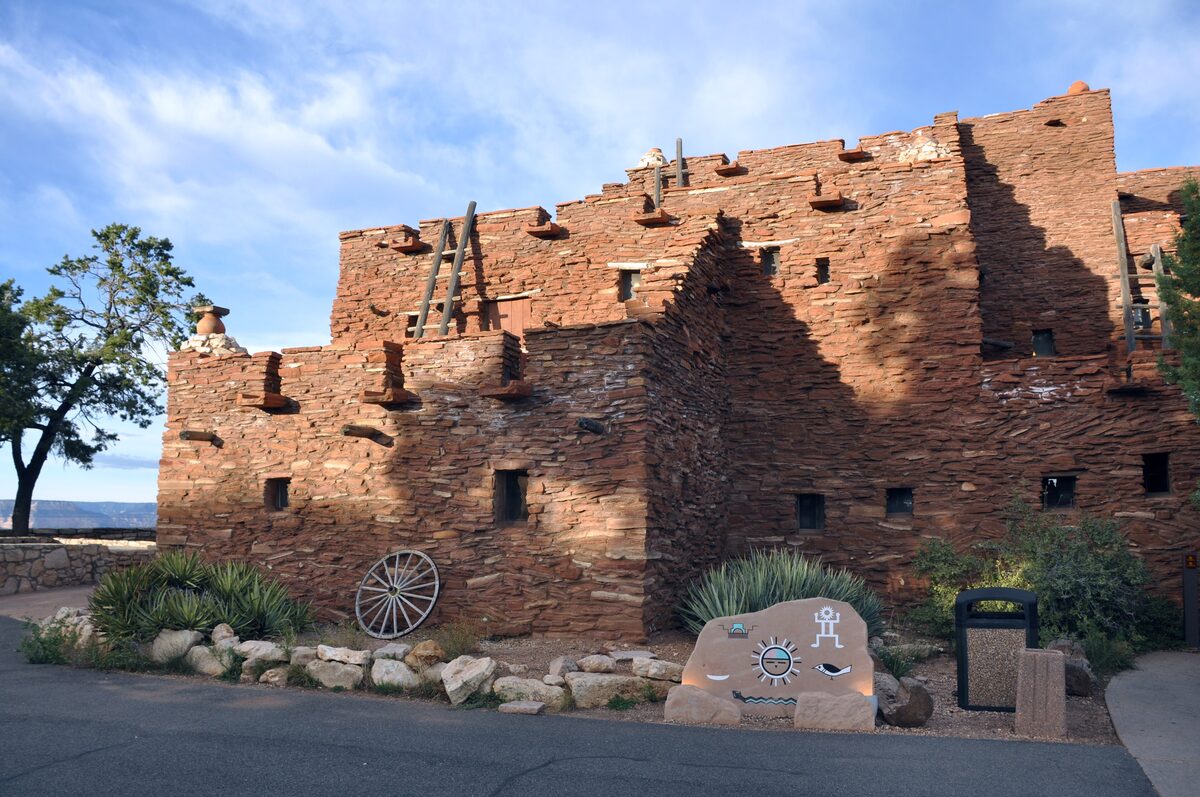 Hopi House, a terraced stone pueblo-style building on the South Rim