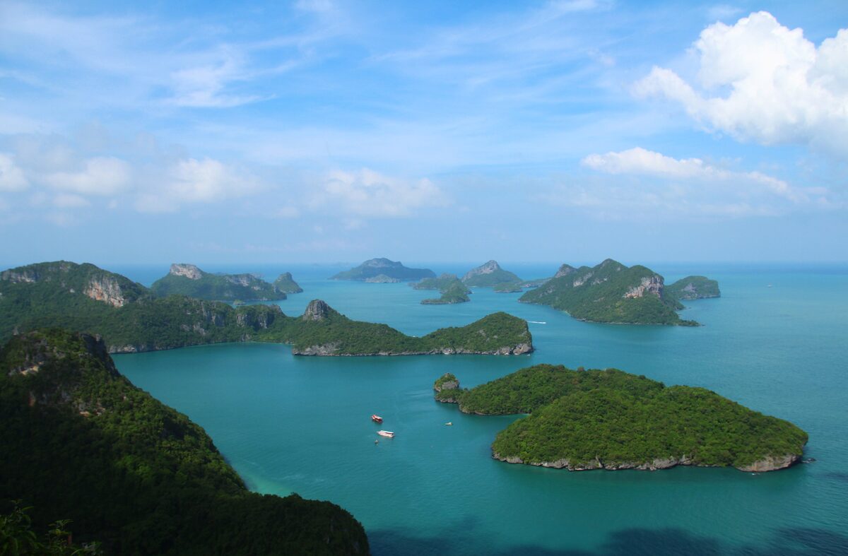 Green islets of Ang Thong in blue water, seen from the Wua Talap viewpoint