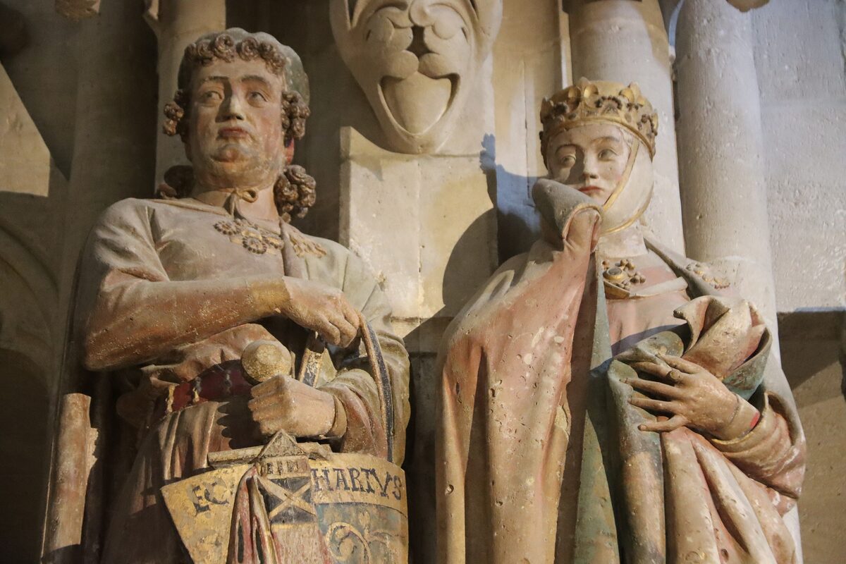 The painted stone founder figures of Ekkehard and Uta in the west choir of Naumburg Cathedral