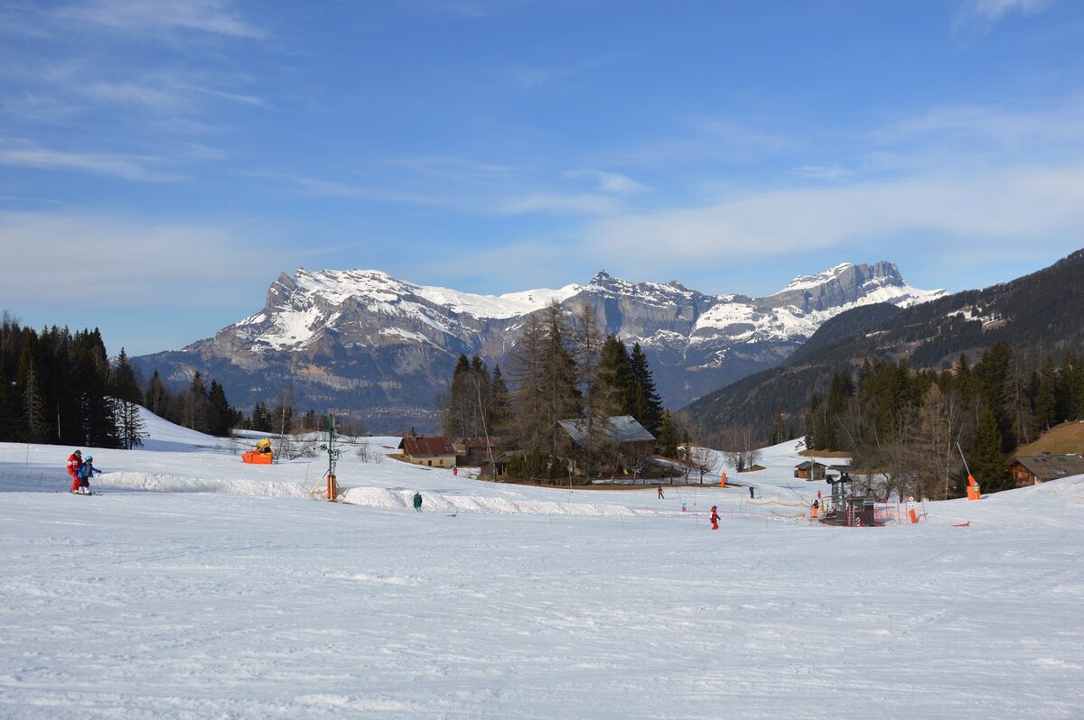 The snow front at Le Plan de la Croix above Saint-Nicolas-de-Véroce, with the Faucigny peaks behind
