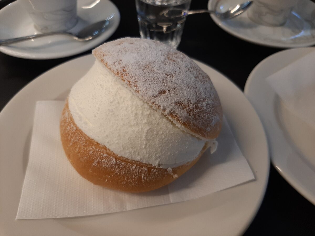 A maritozzo bun filled with cream