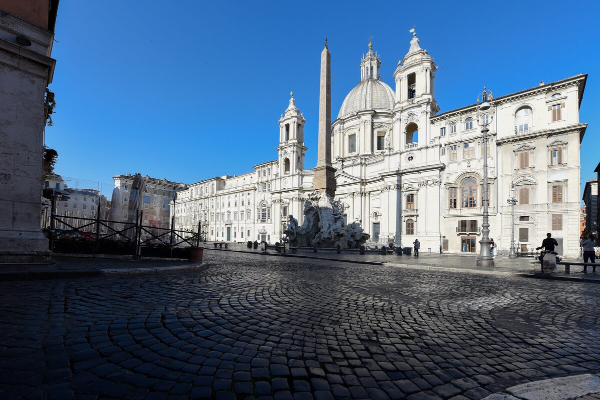 Piazza Navona with Sant'Agnese and the fountain