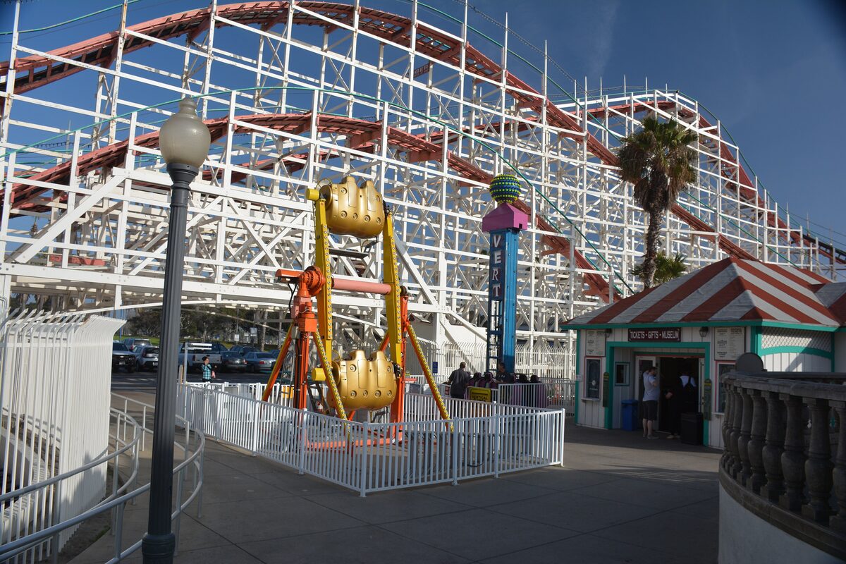 The Giant Dipper wooden roller coaster above Belmont Park rides