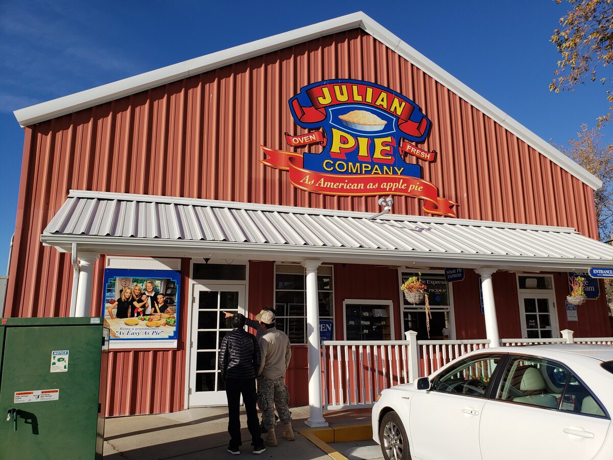 The Julian Pie Company's red barn shop at Santa Ysabel