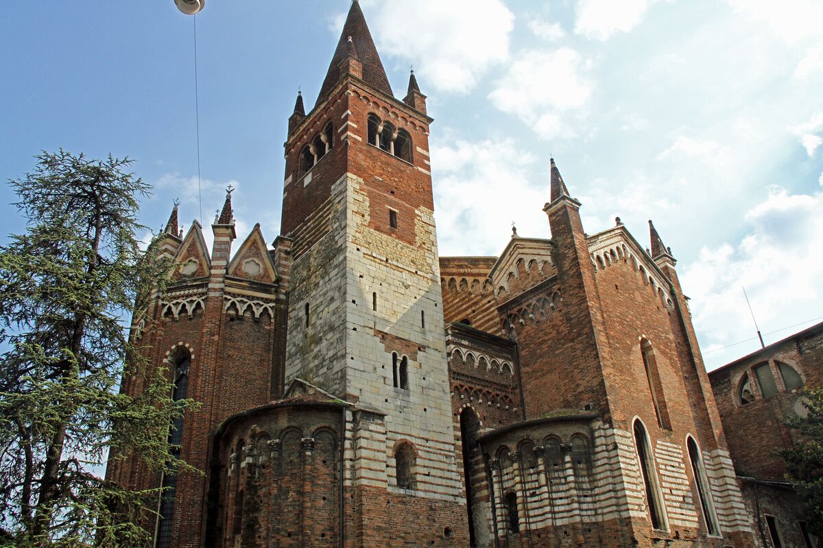 The striped brick apses and bell tower of San Fermo Maggiore