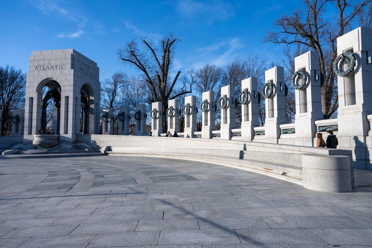 Granite pavilions and wreath pillars of the World War II Memorial